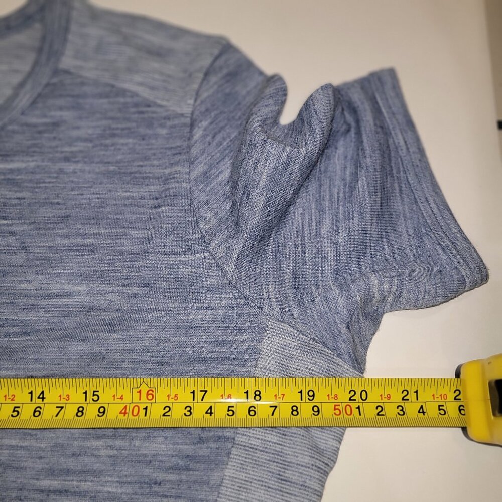 Giro Women's Chrono Short Sleeve Base Layer, White, Size S/M Retail $75 - Picture 11 of 12